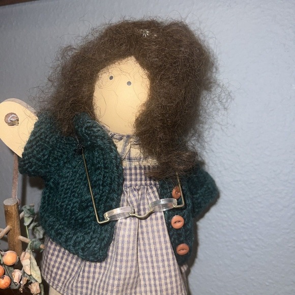 LIZZIE HIGH - Jillian Bowman 2nd edition, 10th anniversary, Retired Vintage doll - Picture 3 of 7